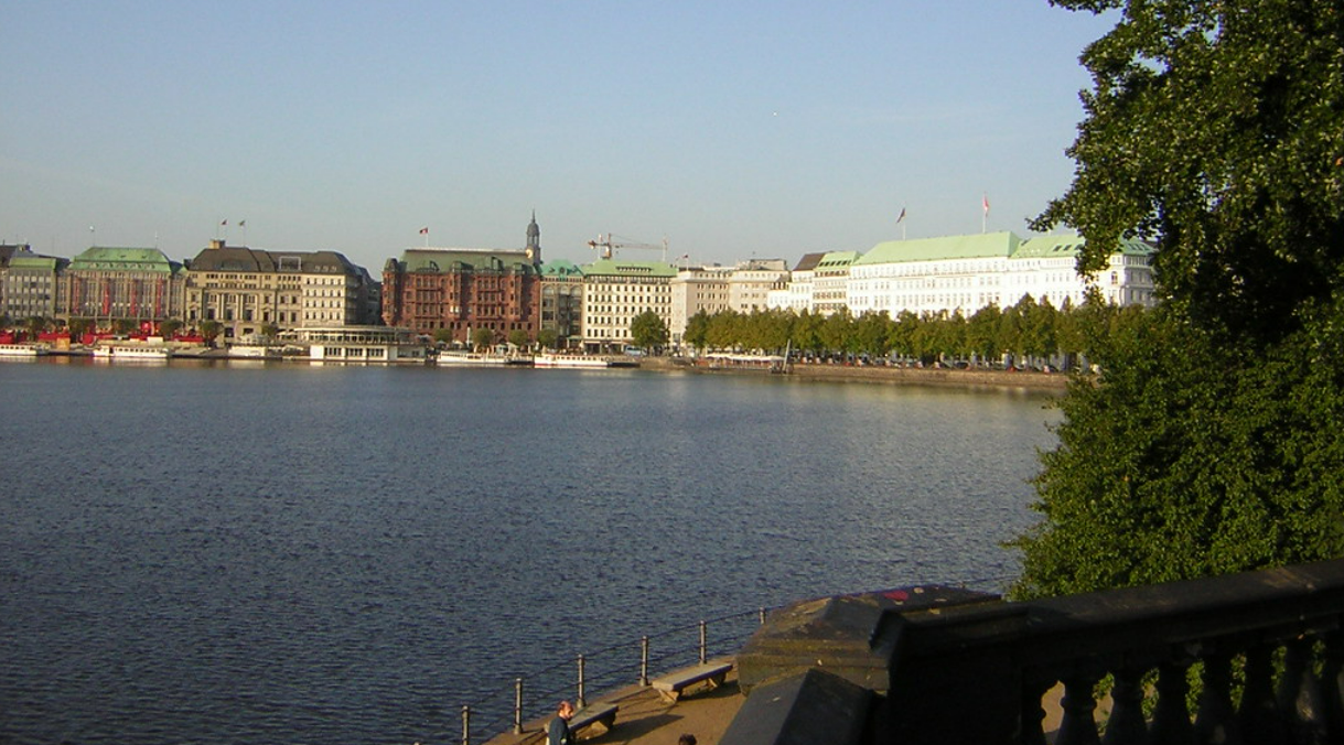 an image of alster lake in hamburg